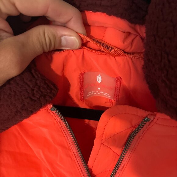 NWT PenfieldPrimaloft x free peopleBomber Jacket Cherry Tomato Red Sherpa Collar - Picture 5 of 16